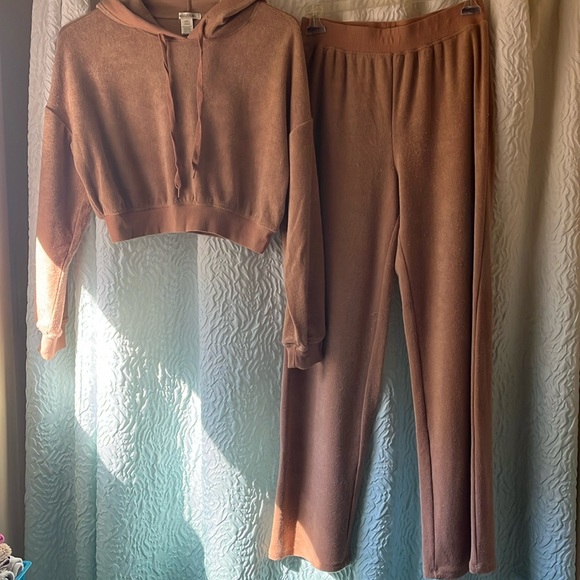 Brown Terrycloth Matching Set - Picture 3 of 8